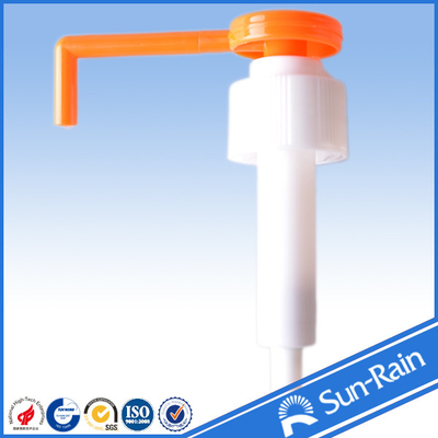 De oranje &amp; witte lange pomp van de pijp plastic 28mm lotion voor medisch gebruik