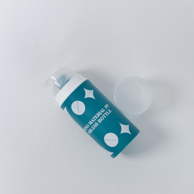 Milieuvriendelijke fles met meerdere capaciteit van kunststof zonder lucht De duurzame oplossing voor huidverzorging en cosmetica